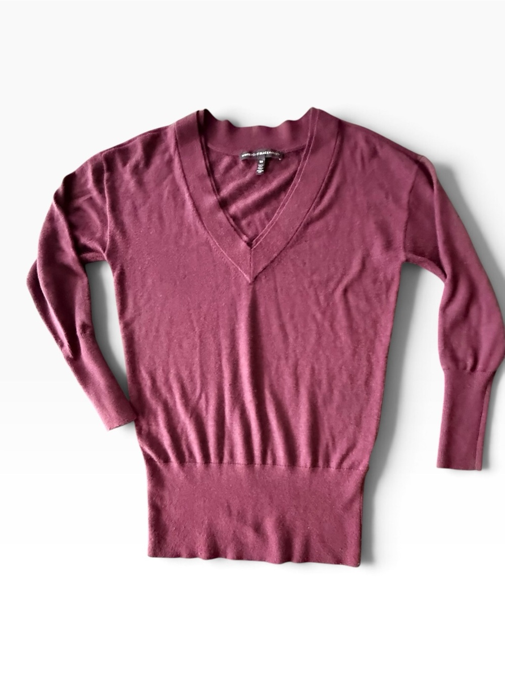 White House Black Market V-Neck Sweater in Mauve